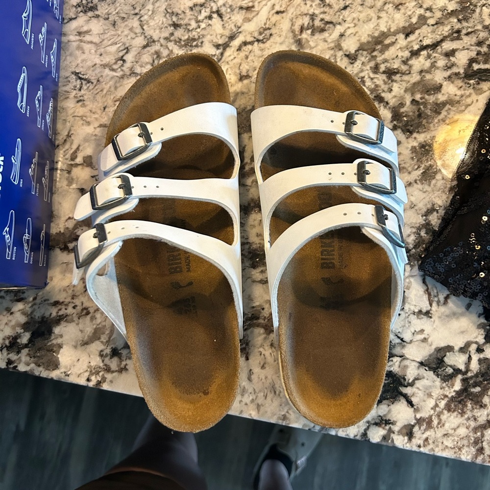 women’s birkenstocks
